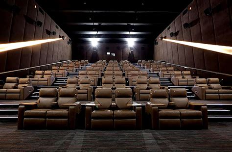 Uptown Cinemas Bonifacio Global City .
